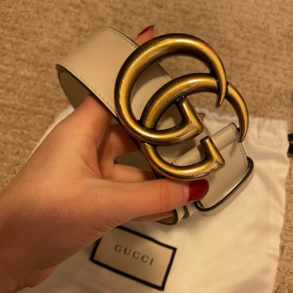 Gucci GG Marmont leather belt with shiny buckle